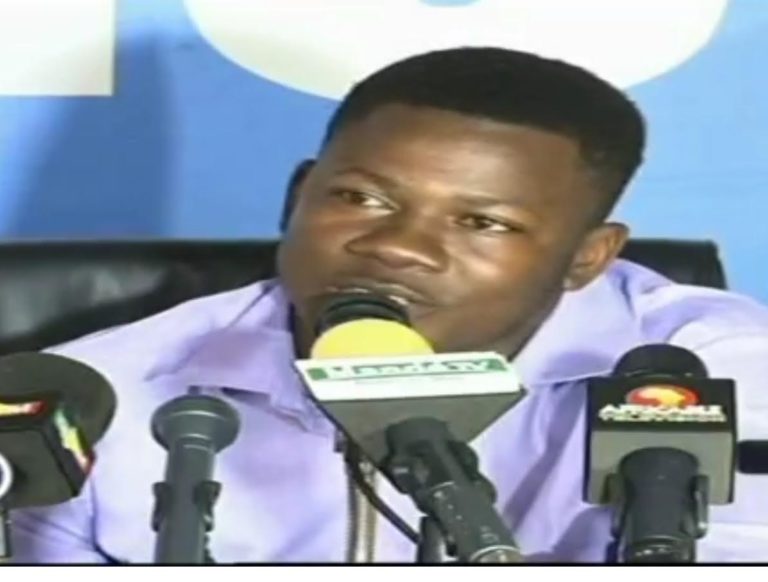 informaticien équipe soumaîla cissé