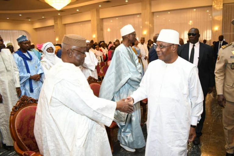 IBK avec les institutions