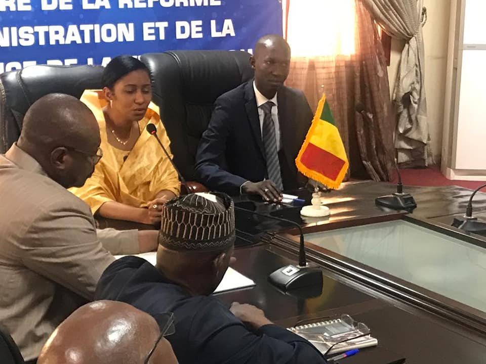 Ministre Amadou Thiam-safia boly_passation service