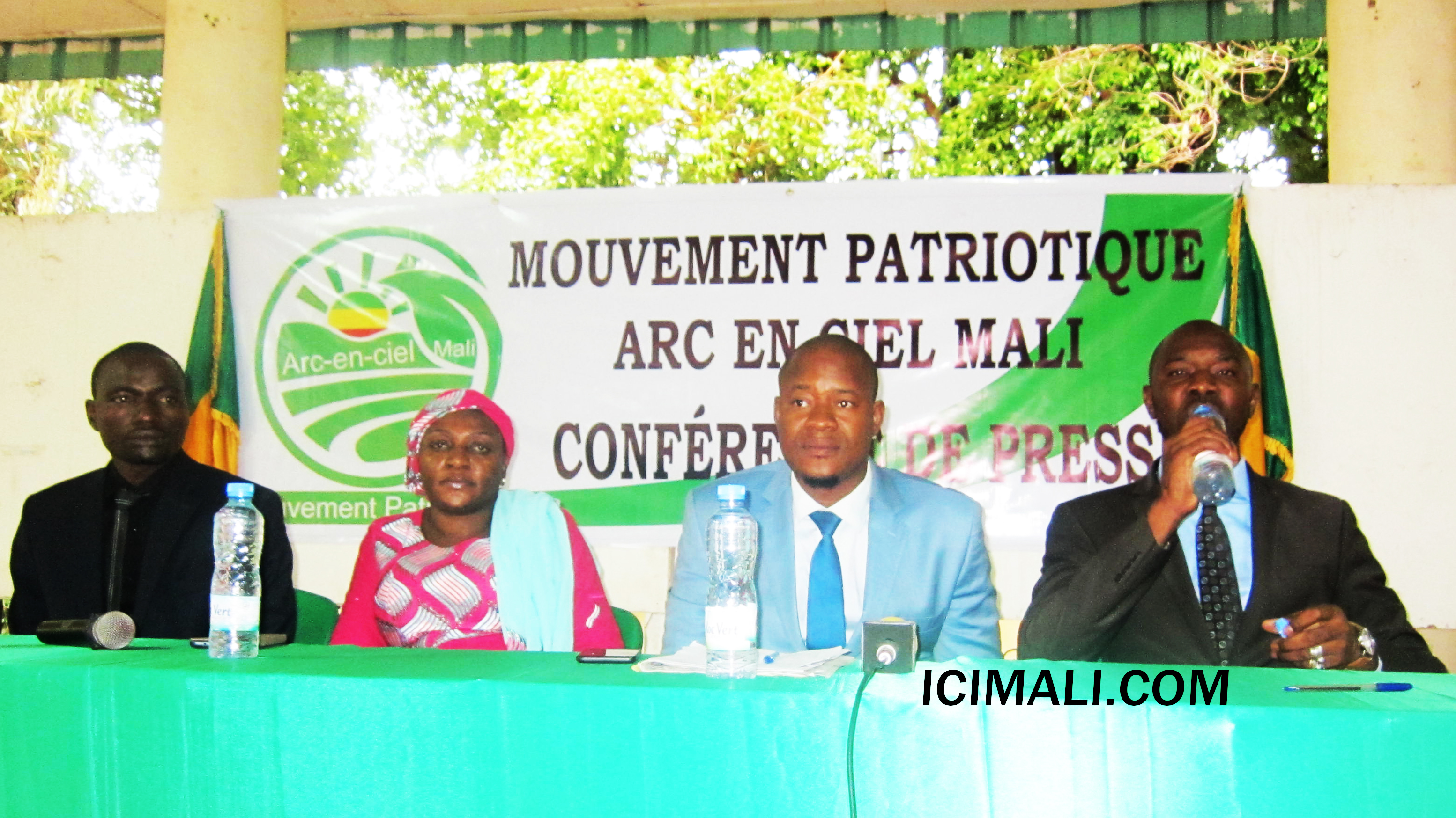 Mouvement Patriotique Acr-En-Ciel _