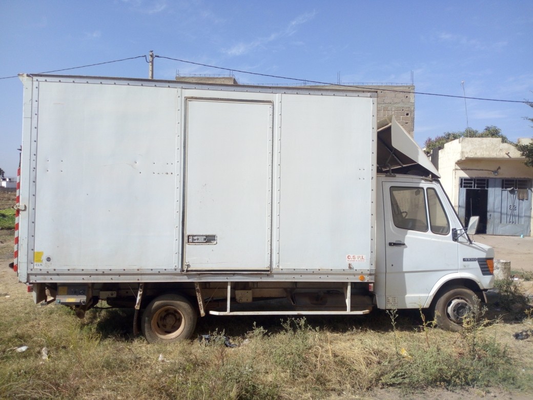 camion-de-medicaments