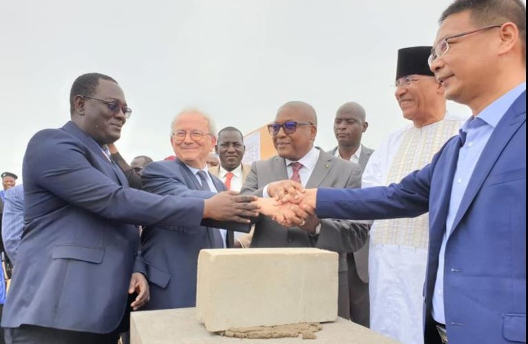 Ibrahima Abdoul LY-ministre Transports et de la Mobilité Urbaine-pose première pierre délégation asecna mali