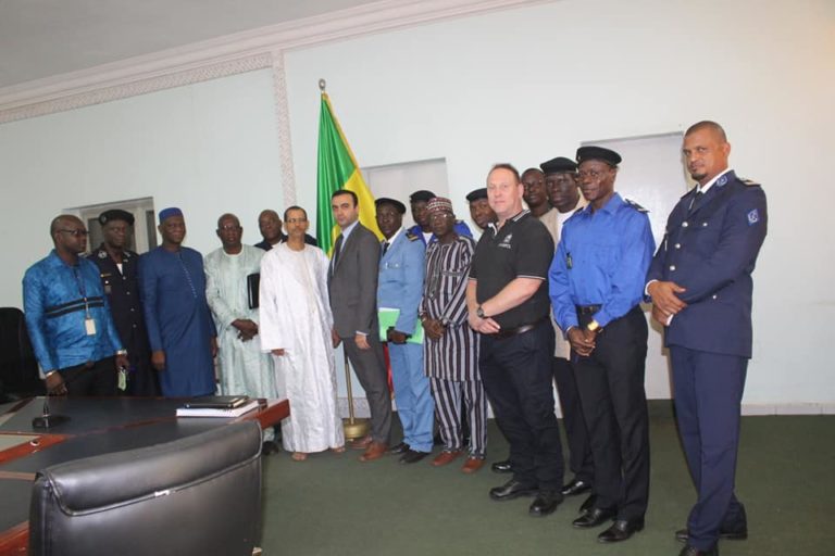 interpol-opération Watchmaker