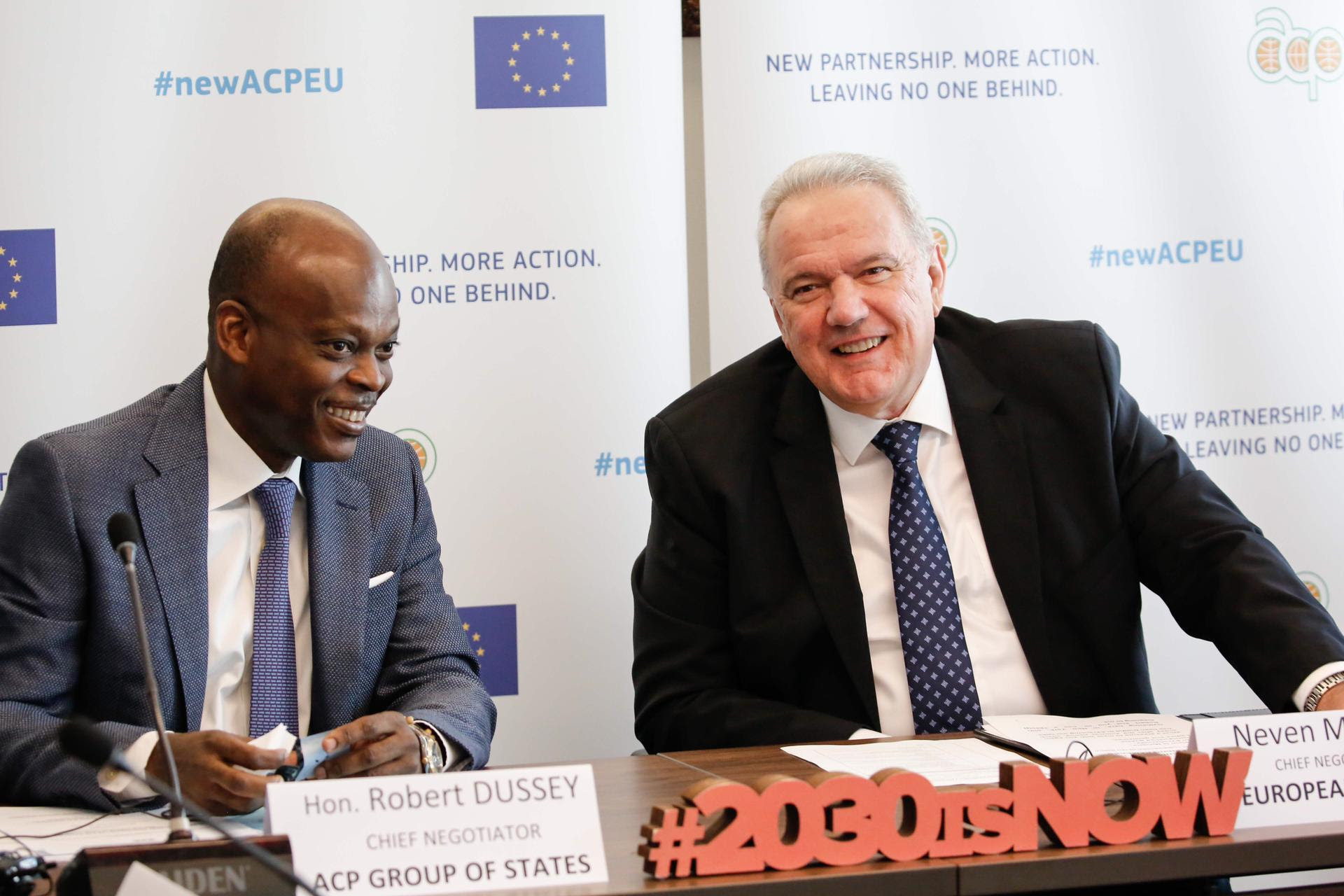 chefs négociateurs Robert Dussey (ACP) et Neven Mimica (EU) à New York