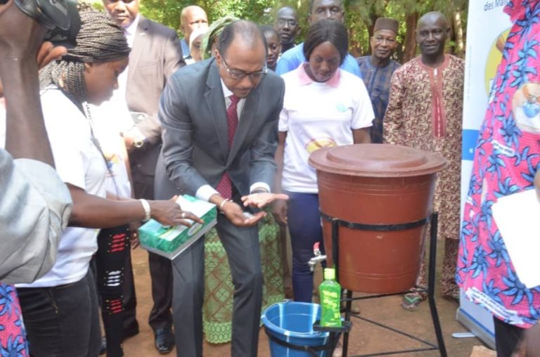 Journée mondiale lave mains au savon