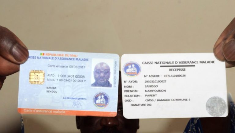 carte-caisse-nationale-assurance-maladie-obligatoire-canam-amo