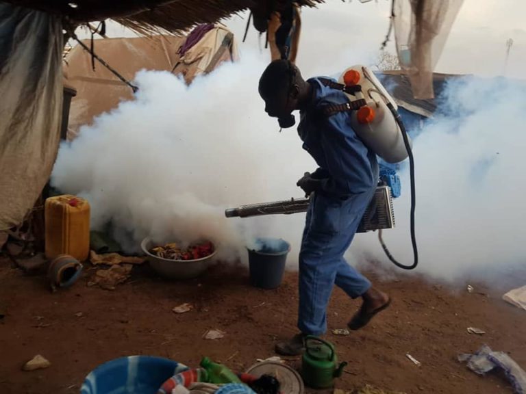 dengue- Bamako sous fumigation- désinsectisation 