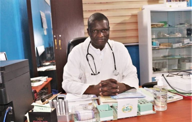 Mamady COULIBALY-Contrôleur Général police_ Chef du Service de Santé et des Affaires Sociales de la Police Nationale