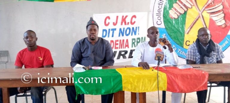 Collectif des jeunes de Kati contre la Corruption_CJKC_conférence presse- voter contre liste RPM-URD-ADEMA