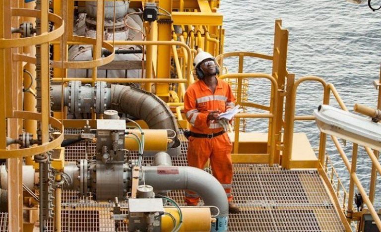 Plateforme-Offshore-chambre africaine énergie