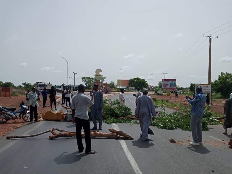 Route barricadée-M5-RFP-ségou