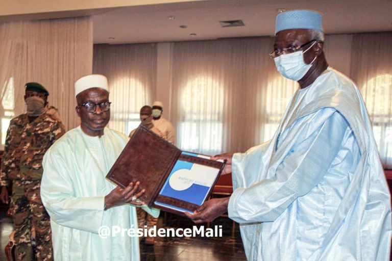 Rapport Vériificateur Général remis au Président transition-Bah N'Dao