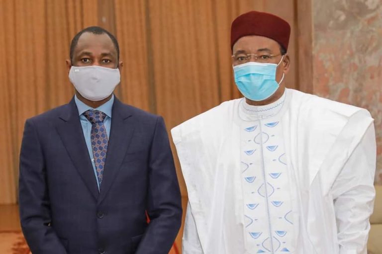 Assimi Goita et Mahamadou Issoufou