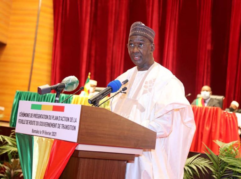 Moctar Ouane- Premier ministre devant le CNT Programme d'action gouvernemental