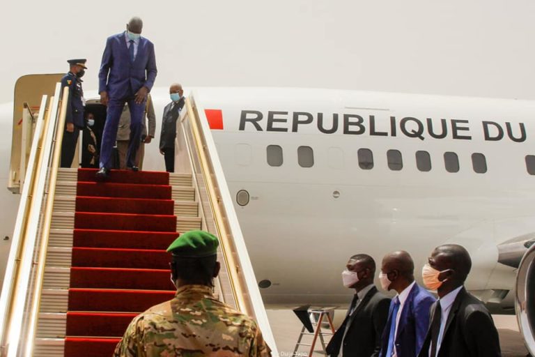 Bah N'Daw-président République-voyage-avion-Alger