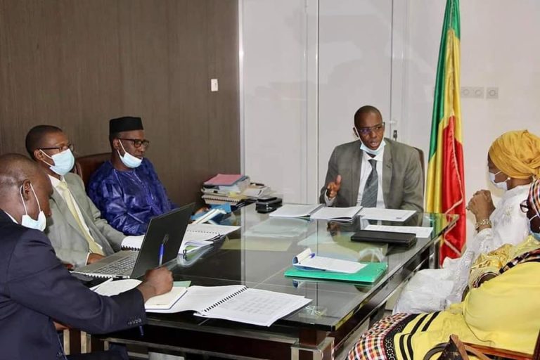 Arbitrage politique du Budget d'Etat 2022