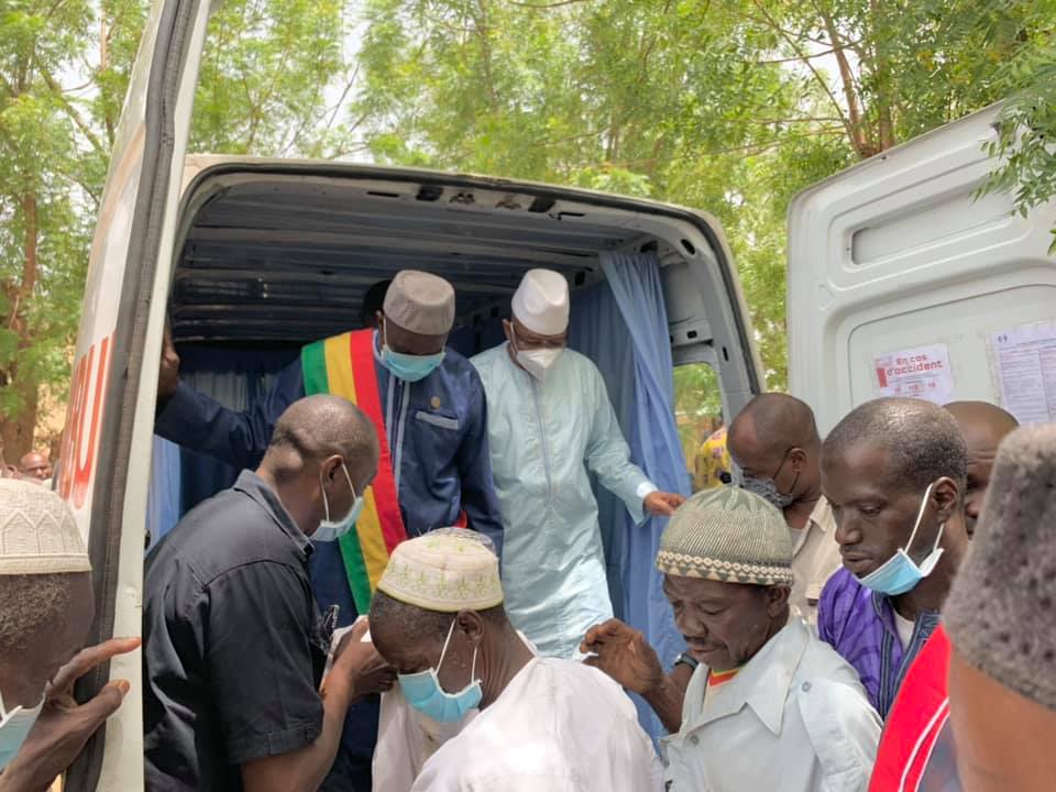 Soumeylou Boubèye Maïga- don-ambulance-Faladjè-Cercle-Kati