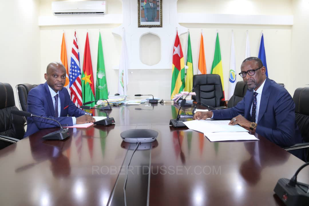 Prof. Robert DUSSEY, ministre des Affaires étrangères, de l’intégration régionale et des Togolais de l’extérieur de la République togolaise, M. Abdoulaye DIOP, Ministre des affaires étrangères et de la coopération internationale du Mali