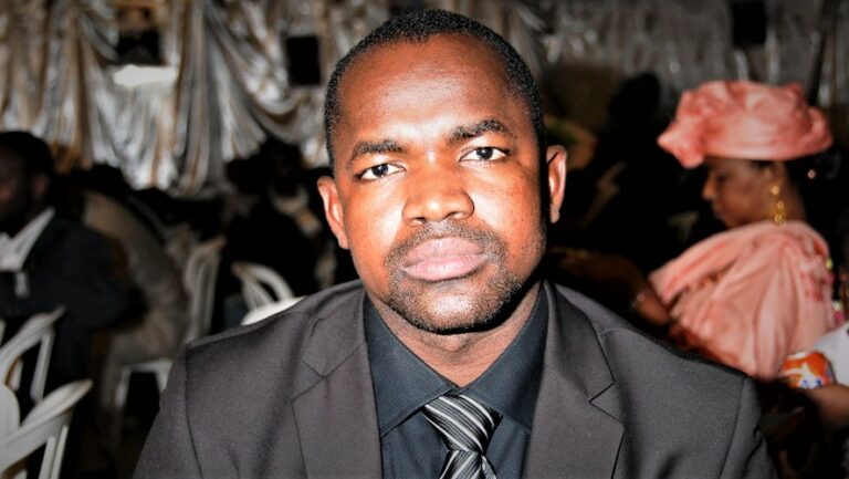 Dr Tounkara Ly-Dr Tounkara-Maître de conférences à l’Université des Lettres et des Sciences Humaines de Bamako- chercheur au Centre des Études Sécuritaires et Stratégiques au Sahel(CE3S)