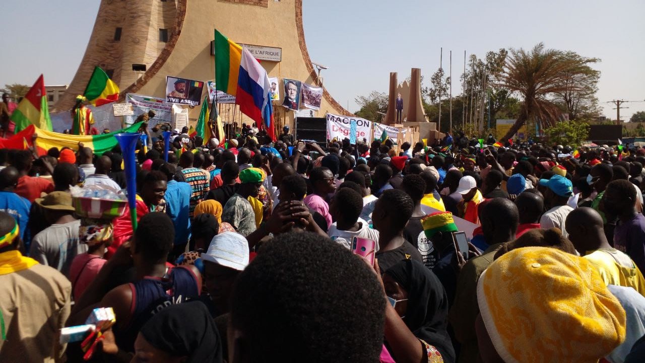 Manifestation contre France-Tour d'Afrique