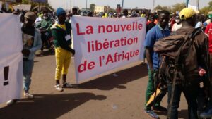 Manifestation contre la France-Tour d'Afrique.3jpg