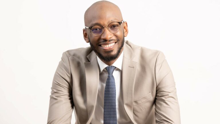 Transition : Moctar Ousmane Sy appelle la jeunesse à éviter les pièges de l’instrumentalisation