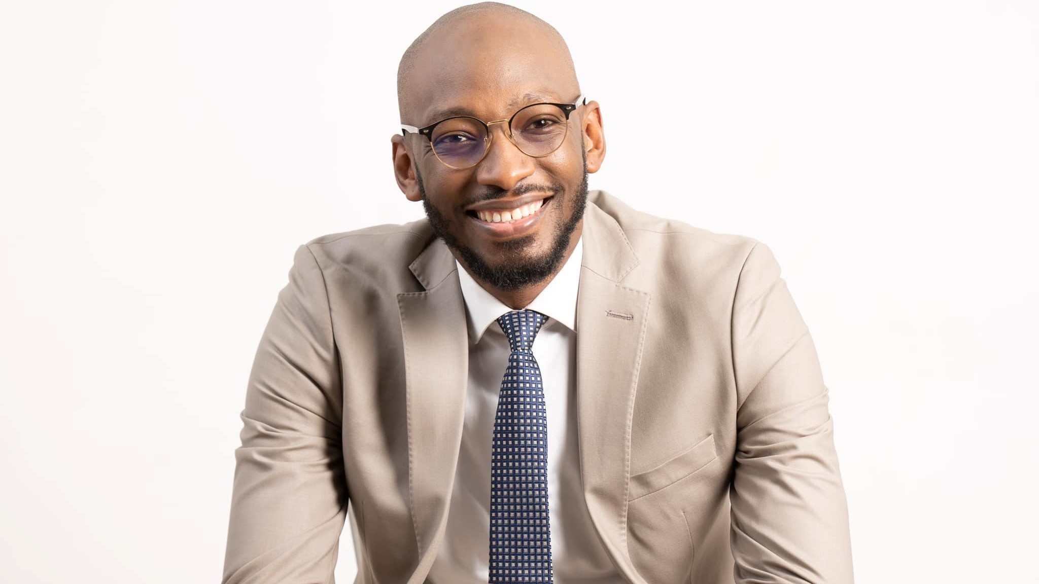 Transition : Moctar Ousmane Sy appelle la jeunesse à éviter les pièges de l’instrumentalisation