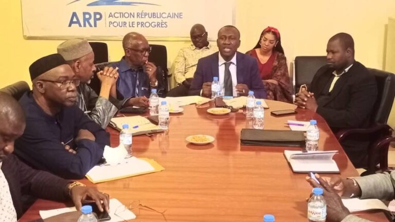 Lassés du tâtonnement des autorités de la transition, les acteurs politiques de l’opposition sont en ordre de bataille pour le retour à l’ordre constitutionnel. En toile de fond la stabilisation démocratique et sécuritaire du pays.