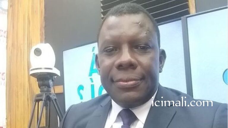 Si je dois me prononcer sur l’avant-projet de Constitution, toute personne me connaissant, comprendra aisément que je m’oppose. Je m’oppose bien évidemment à toute tentative de révision de la Constitution dans les conditions actuelles du Mali. Je le dis et je le réaffirme. En 2017, quand nous étions opposés au projet de révision constitutionnelle sous le régime IBK, les conditions étaient 100.000 fois meilleures que celles d’aujourd’hui.