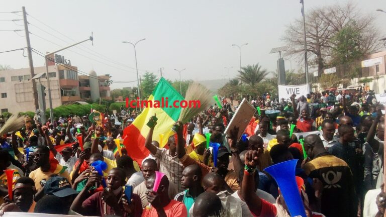 Manifestation-Bamako-départ-Barkhane-Mali-samedi-19-février-2022----