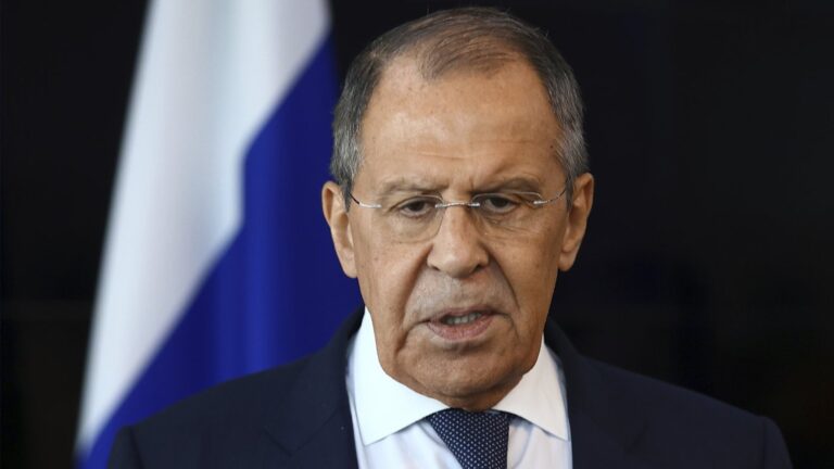 A l’invitation du ministre Abdoulaye DIOP des Affaires Etrangères et de la Coopération Internationale du Mali, son homologue russe Sergueï LAVROV à la tête d’une forte délégation, effectuera une visite d’amitié et de travail au Mali les 6 et 7 février 2023.