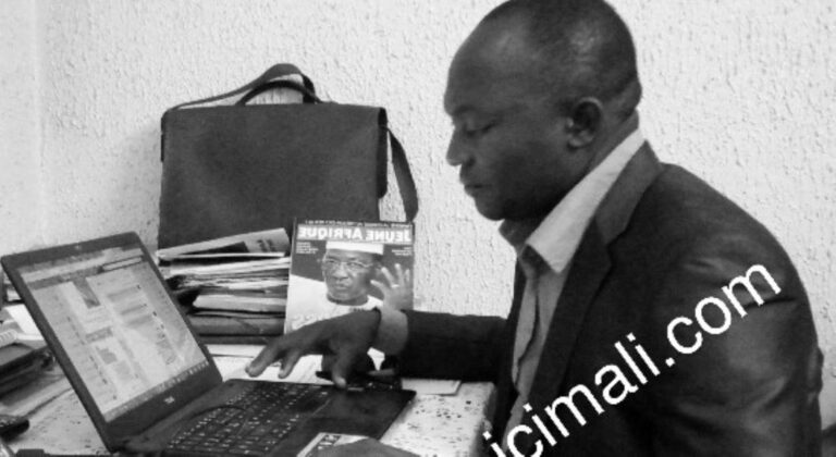 Cyril-Adohoun-El-Cyrilito-Journaliste