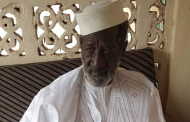 Le père du président de la transition malienne, capitaine Bokary Goïta, est accompagné à son dernier demeure ce lundi 10 avril 2023 à Koulikoro