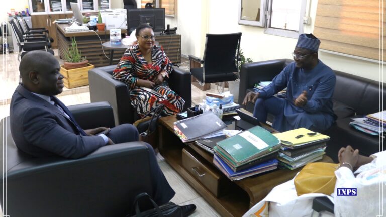 La délégation est composée de Monsieur Steev Bertand Manza-ME-DZOUKOU (DPT), sous-directeur et Madame Chancia POUPI MAMICKAYA (DPT) cadre administratif.