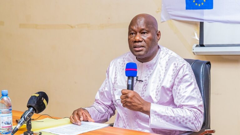 L’ex juge d’instruction au Tribunal de grande instance de Mopti, puis avocat de l’Etat, est très connu pour son aisance à parler dans les medias. Dans cette interview exclusive, il nous parle de l’Administration pénitentiaire, de ses innovations apportées pour la moderniser, la rendre performante, dynamique et respectueuse des droits de l’homme.