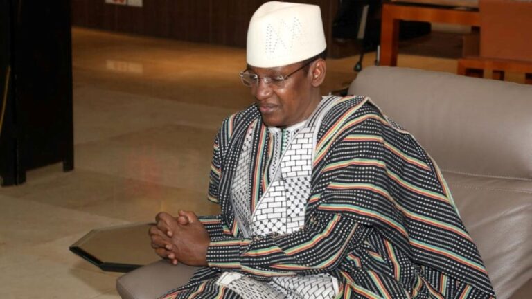 La demande de démission du Premier ministre Choguel semble n’enlève en rien le soutien du parti au peuple Malien et aux Forces Armées Maliennes (FAMa) dont la bravoure et leurs exploits sur le terrain ont été salués.