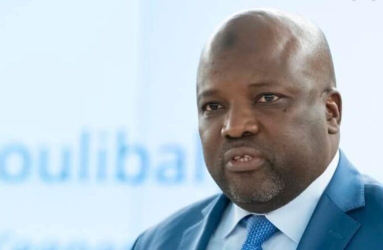 Le véritable patriotisme exige que nous défendions nos institutions, que nous protégions la vie humaine et que nous recherchions la vérité, quelles que soient les circonstances. Seul cet engagement envers la justice et la transparence peut garantir une paix durable. La nécessité d'une enquête indépendante n'est donc pas une option, mais une obligation morale et patriotique.