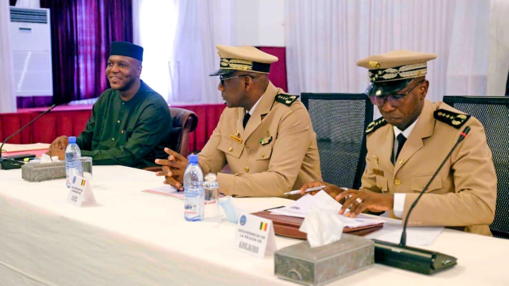 Le projet de décret déterminant les modalités d’organisation et de fonctionnement des Comités d’orientation, de coordination et de suivi des actions de développement au niveau des circonscriptions administratives a été adopté en conseil des ministres du mercredi 26 avril 2023. Des innovations majeures ont été apportées.