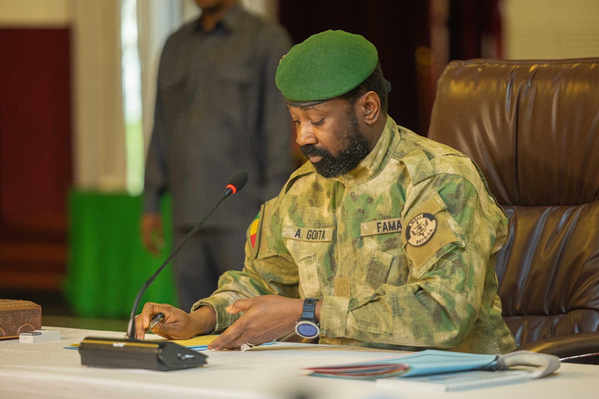 Après examen des points inscrits à l’ordre du jour, le Conseil a adopté des projets de texte, procédé à des nominations et entendu des communications.