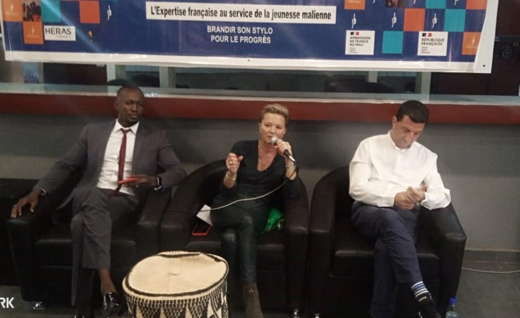 Mme Valérie Beilvert a souligné que toute entreprise doit répondre aux besoins et que tout entrepreneur doit trouver sa niche (ce que les autres ne font pas) qui lui correspond. « Il faut avoir des compétences (l'esprit d'entrepreneur, la vision du marché), créer une chaîne de valeur, travailler en équipe, viser l'exportation, etc. », a-t-elle ajouté. Avant de poursuivre : « Quand on crée de l'emploi, on crée une chaîne de valeur, des impôts... Le climat des affaires est compliqué en raison des impôts imposés aux entreprises formelles, contrairement à celles qui sont informelles ».
