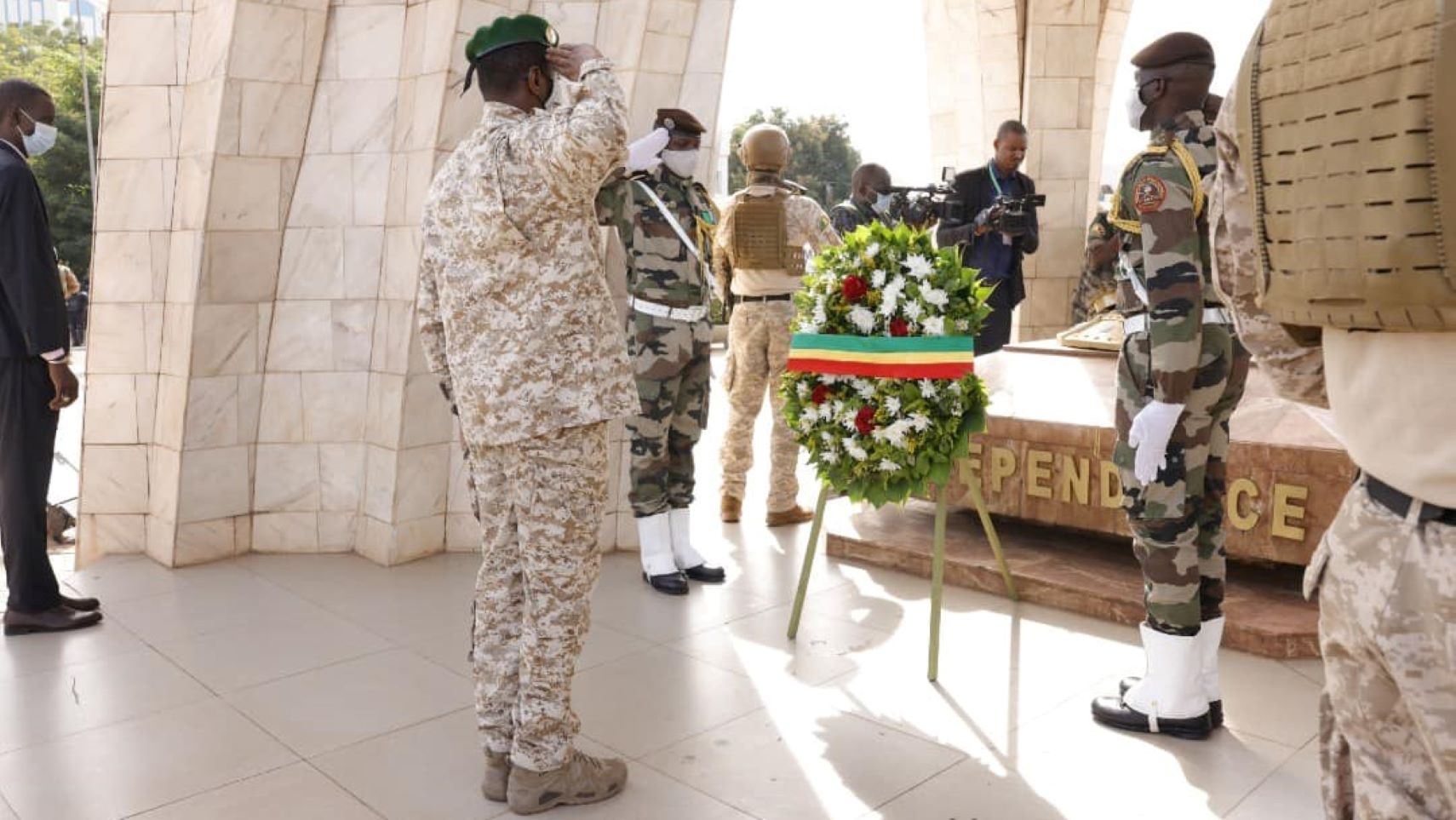 La célébration du 22 septembre, date anniversaire de l'accession du Mali à la souveraineté nationale et internationale, revêt une importance particulière. Cette année, elle survient au lendemain de l'avènement de la 4ème République, consacrée par la Constitution du 22 juillet 2023. Le gouvernement a décidé de donner un éclat particulier à cette journée commémorative au renforcement du sentiment de patriotisme et réaffirmer la souveraineté nationale.