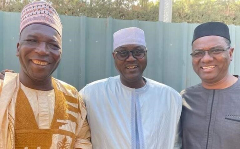 Le récent congrès du Rassemblement Pour le Mali (RPM), parti politique majeur du pays, avait été anticipé comme un moment de rassemblement et d'unité, mais les divergences internes persistent, laissant entrevoir des tensions et des contestations quant à la direction future du parti. Alors que le congrès s'est tenu et que Bokary Treta a été réélu à la tête du parti, la fronde au sein du RPM ne semble pas avoir trouvé de résolution.