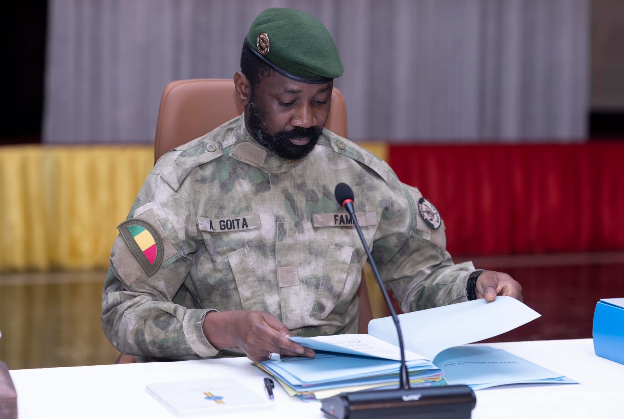 Le Conseil des Ministres s’est réuni en session ordinaire, le mercredi 20 septembre 2023, dans sa salle de délibérations au Palais de Koulouba, sous la présidence du Colonel Assimi GOITA, Président de la Transition, Chef de l’Etat.