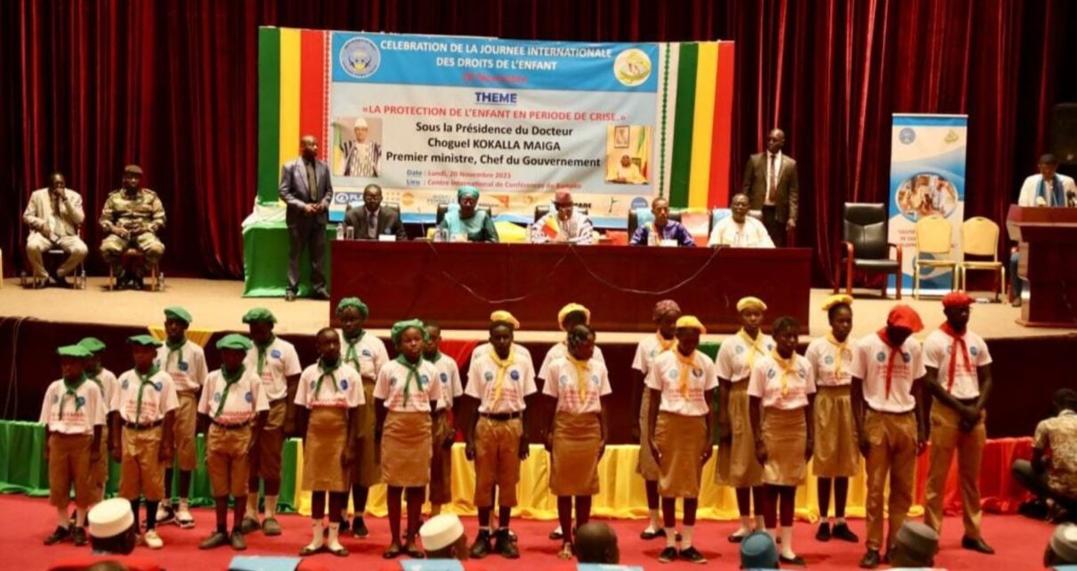 La célébration de la Journée Internationale des Droits des Enfants au Mali témoigne de l'engagement continu envers le bien-être des enfants et de la détermination du gouvernement à relever les défis persistants.