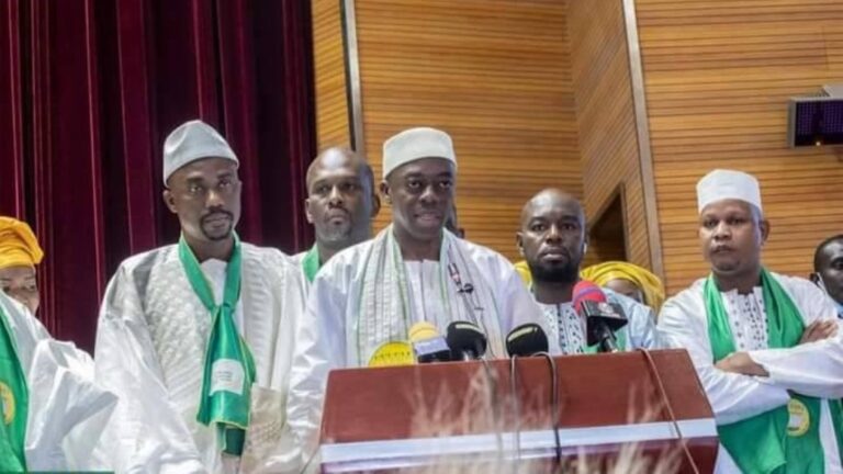 Le Président du parti, Dr Youssouf Diawara, exprime sa confiance dans le soutien massif des militants et des structures du parti pour mener à bien ce processus de sélection du candidat qui portera les couleurs de YELEMA lors des élections présidentielles de 2024. La réussite de cette étape cruciale dépendra de la participation active et engagée de tous les membres du parti.