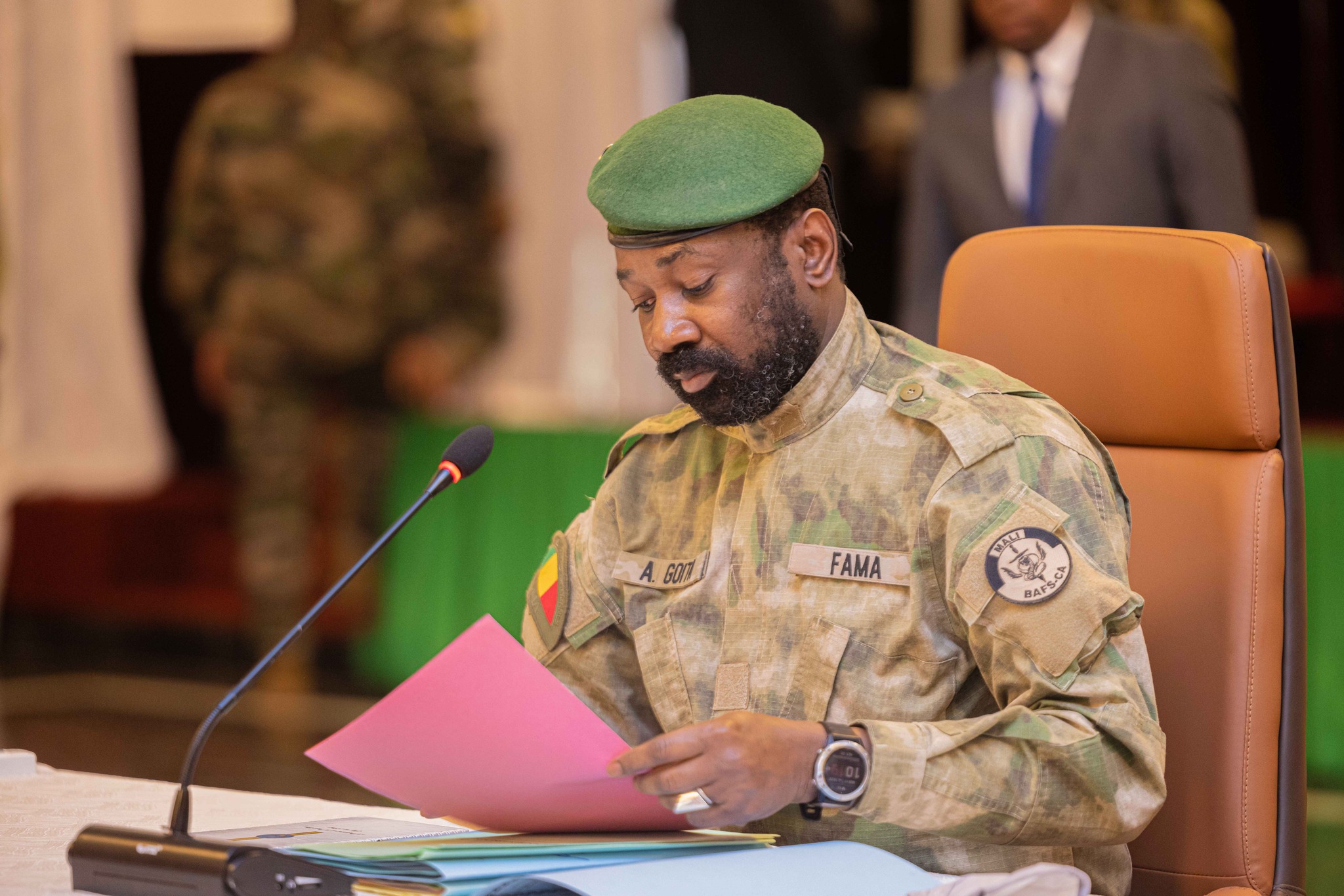 Après examen des points inscrits à l’ordre du jour, le Conseil a adopté des projets de texte et entendu des communications.