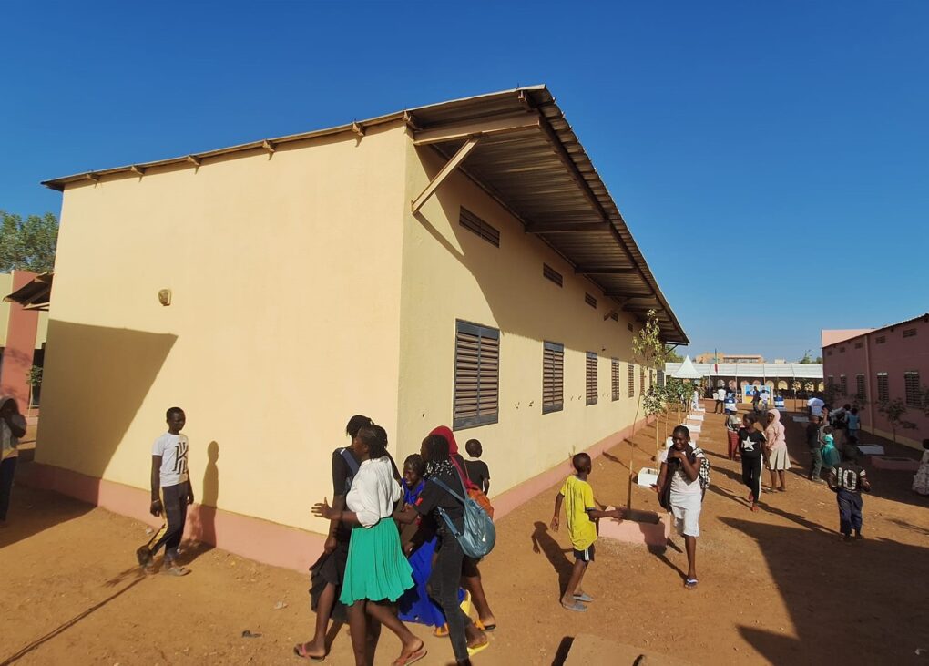 C'est l'occasion pour les représentants des régions, du district de Bamako et des missions diplomatiques de confronter leurs consensus respectifs à travers des discussions et des débats, en vue de dégager un consensus national sur les orientations de la refondation du système éducatif au Mali.