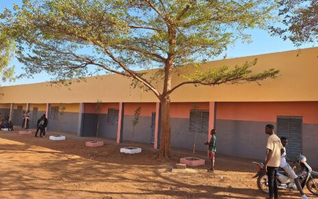 L'objectif principal est de "refonder" le système éducatif. C'est l'occasion pour les représentants des régions, du district de Bamako et des missions diplomatiques de confronter leurs consensus respectifs à travers des discussions et des débats, en vue de dégager un consensus national sur les orientations de la refondation du système éducatif au Mali.