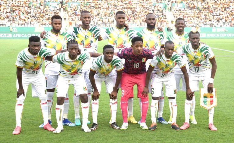 Dans un match intense, les Aigles se sont inclinés sur le score de 2 buts à 1, mettant ainsi un terme à leur ambition de remporter le titre continental.