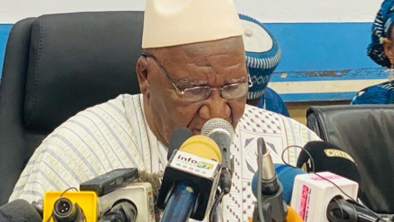 Faut-il le rappeler, le M5-RFP traverse une crise profonde depuis quelques. Après un premier éclatement qui a vu des cadres comme Me Mohamed Ali Bathily, Cheick Oumar Sissoko, le mouvement a connu une seconde division.